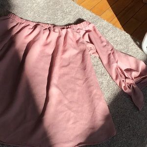 Off-shoulder long sleeve